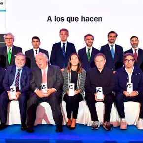 Tribuna